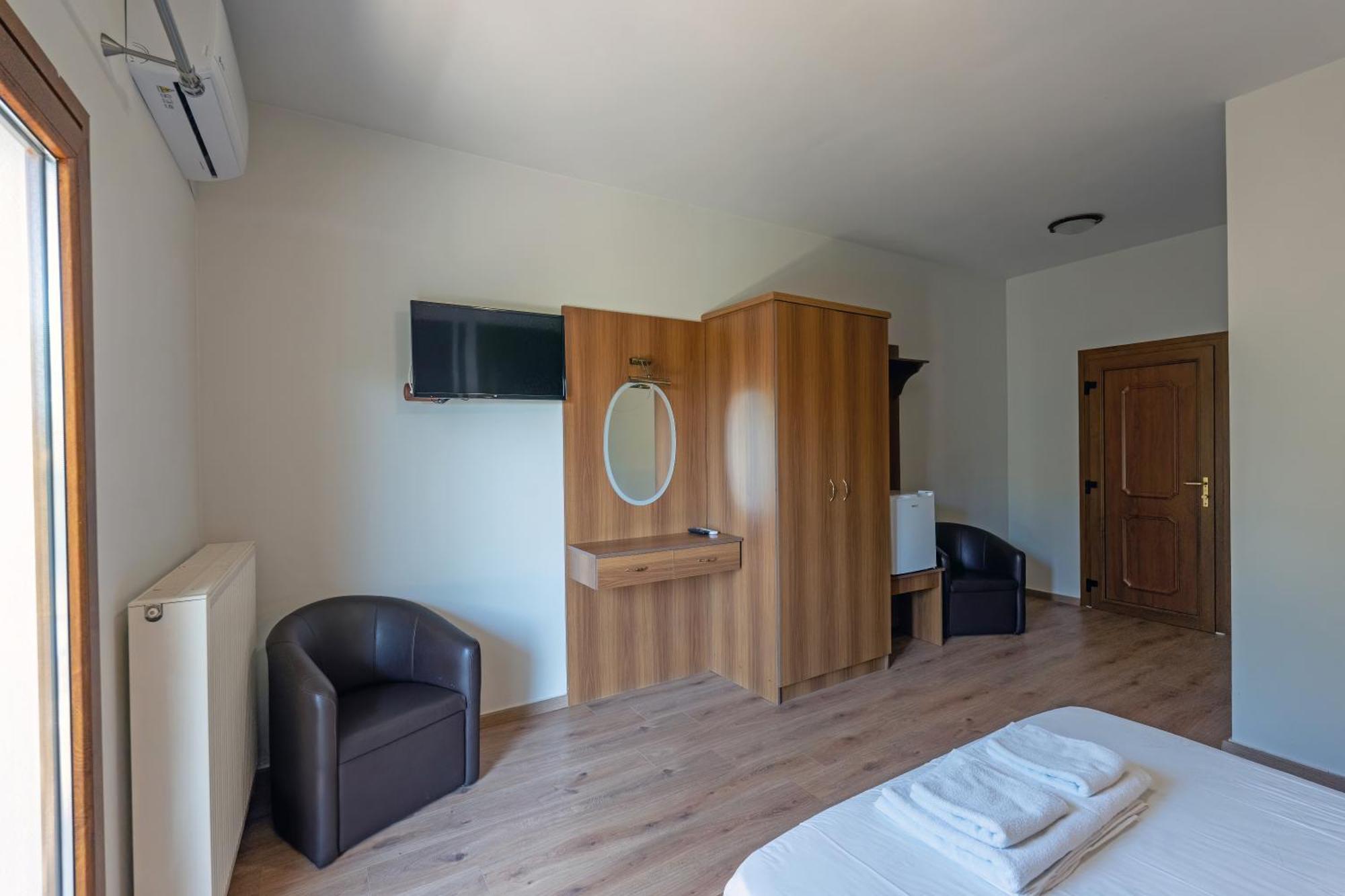 Hotel Agistro Ángistron 外观 照片