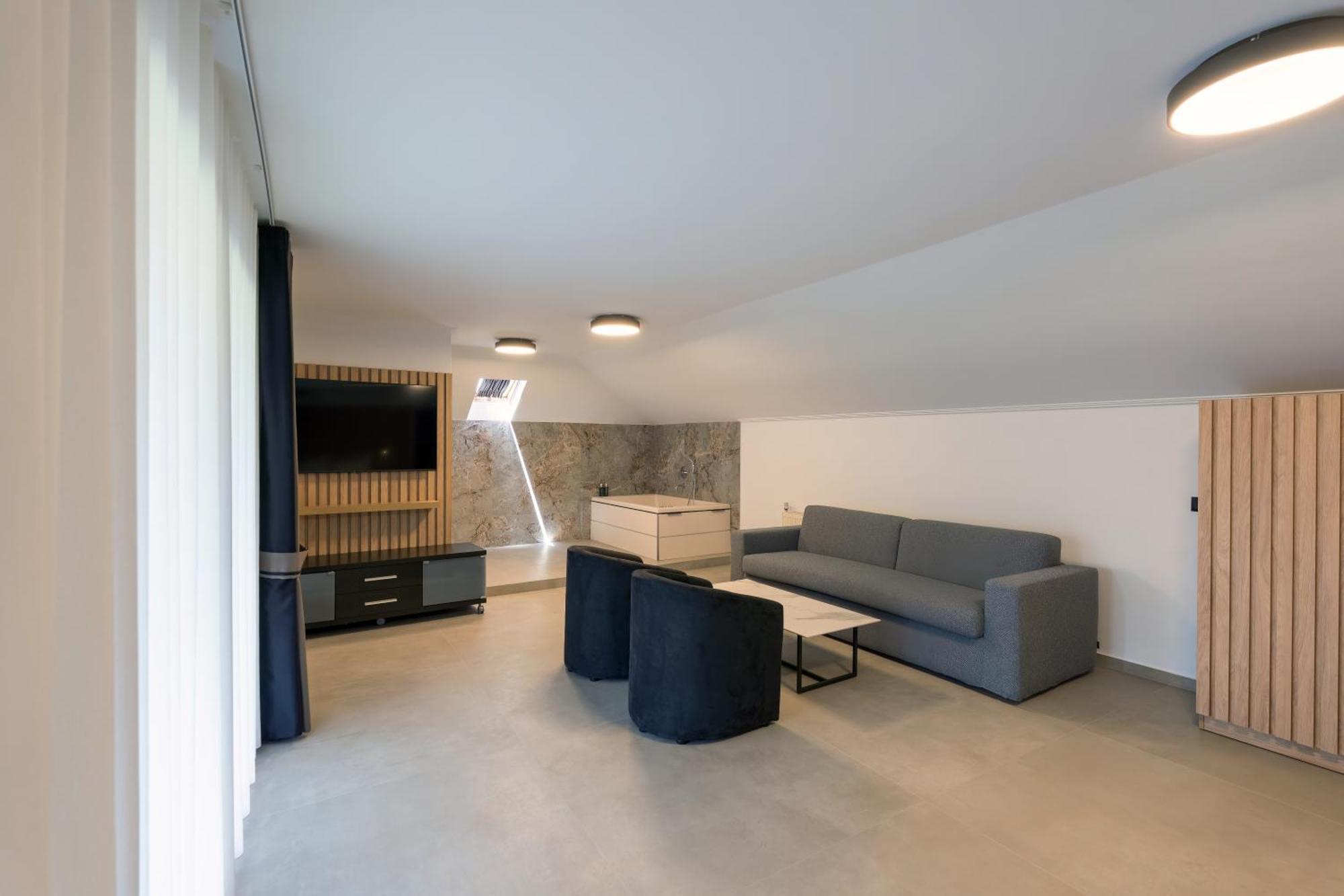 Hotel Agistro Ángistron 外观 照片